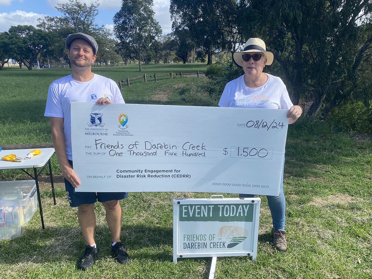 Friends of Darebin Creek Receive their CEDRR Cheque